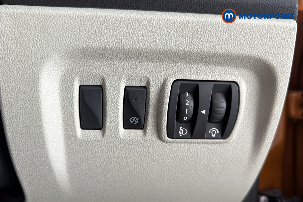 Renault Captur Gt Line Automatic Diesel SUV - Stock Number (1649389) - 11th supplementary image