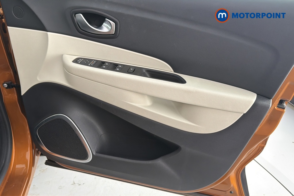 Renault Captur Gt Line Automatic Diesel SUV - Stock Number (1649389) - 18th supplementary image