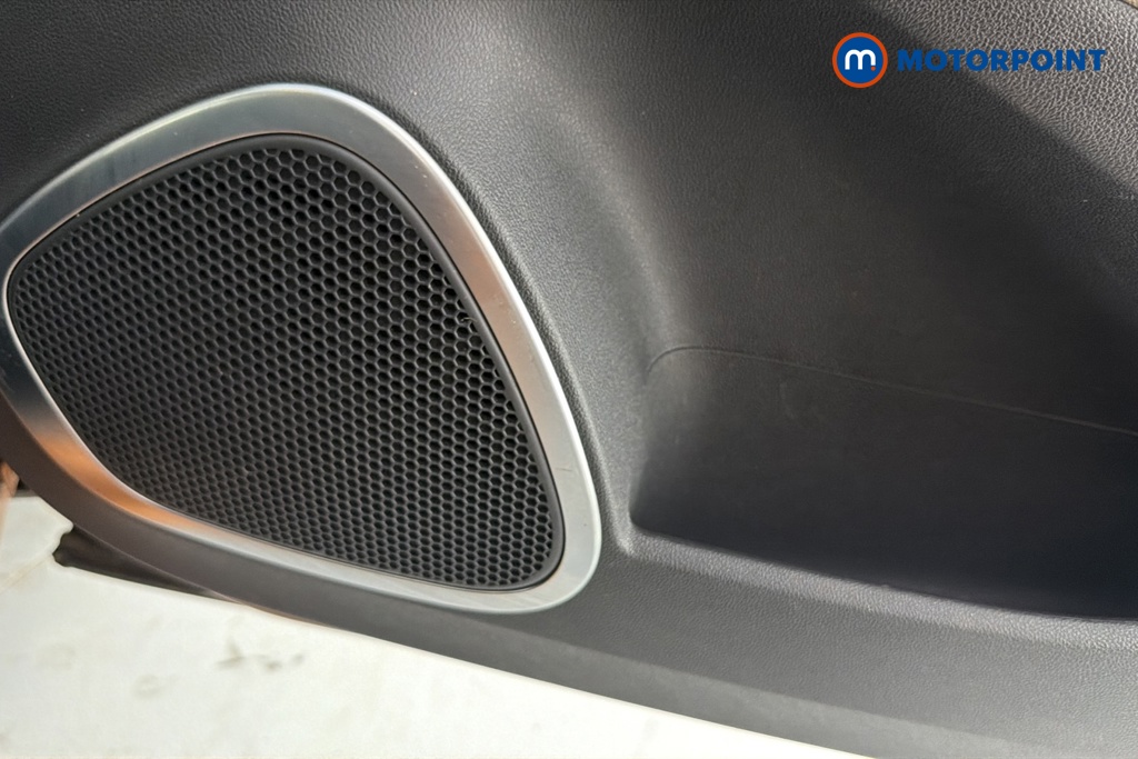 Renault Captur Gt Line Automatic Diesel SUV - Stock Number (1649389) - 21st supplementary image