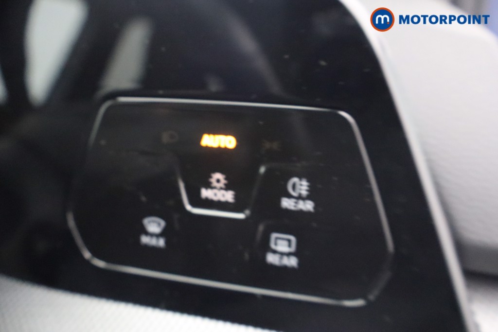 Volkswagen Golf R-Line Automatic Petrol Hatchback - Stock Number (1649525) - 13th supplementary image