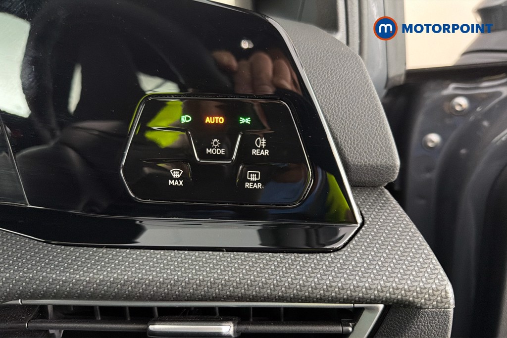 Volkswagen Golf R-Line Manual Petrol Hatchback - Stock Number (1650583) - 18th supplementary image