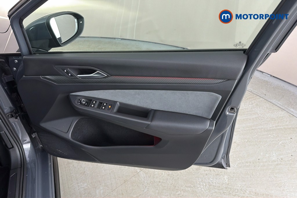 Volkswagen Golf R-Line Manual Petrol Hatchback - Stock Number (1650583) - 19th supplementary image