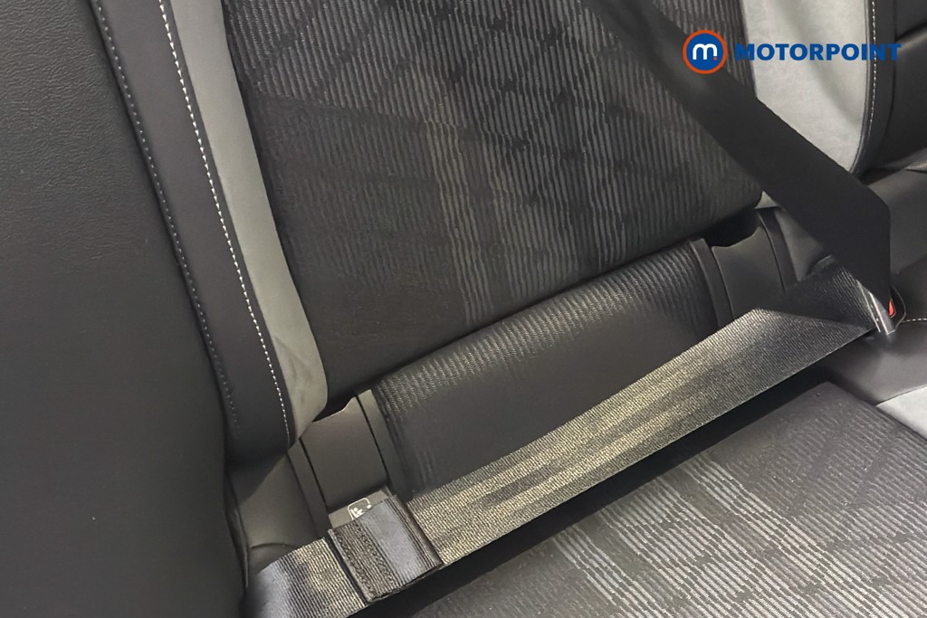 Volkswagen Golf R-Line Manual Petrol Hatchback - Stock Number (1650583) - 29th supplementary image