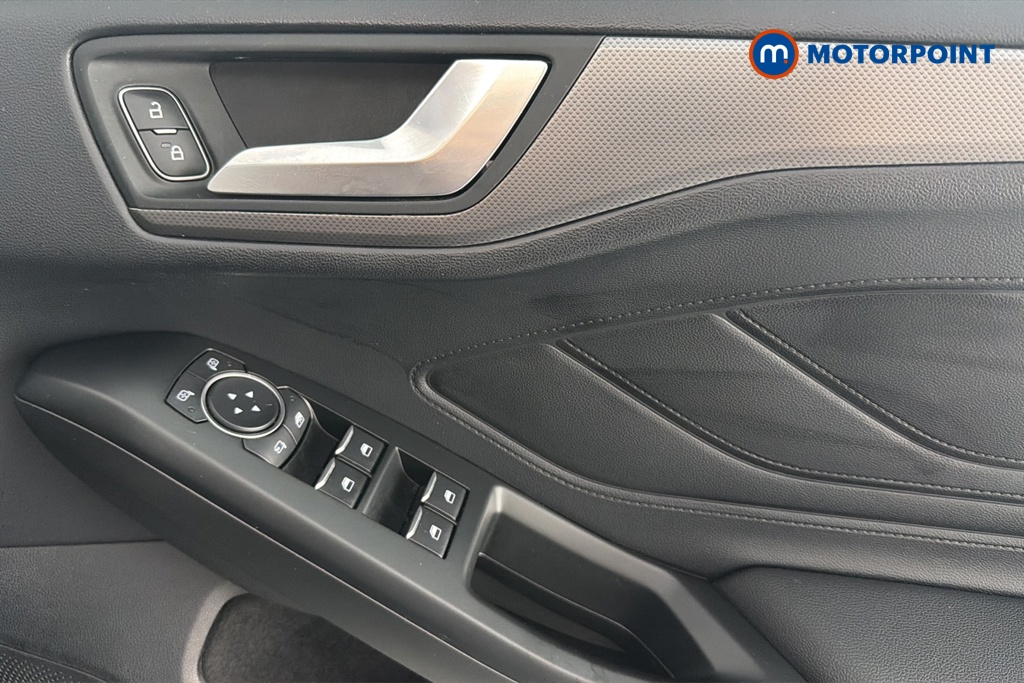 Ford Focus Titanium X Automatic Diesel Hatchback - Stock Number (1650728) - 19th supplementary image