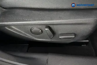 Ford Focus Titanium X Automatic Diesel Hatchback - Stock Number (1650728) - 23rd supplementary image