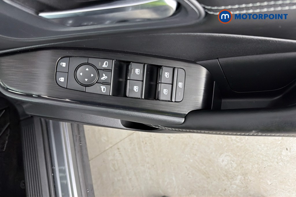 Nissan Qashqai Acenta Premium Manual Petrol SUV - Stock Number (1650902) - 20th supplementary image