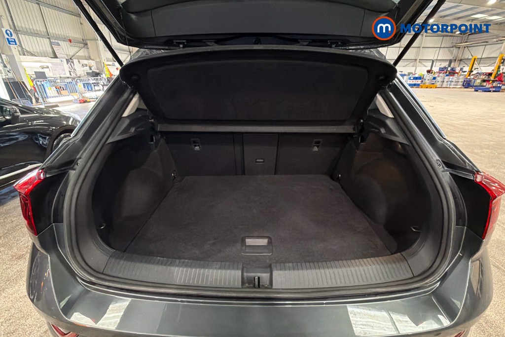 Volkswagen T-Roc Style Manual Petrol SUV - Stock Number (1651033) - 33rd supplementary image