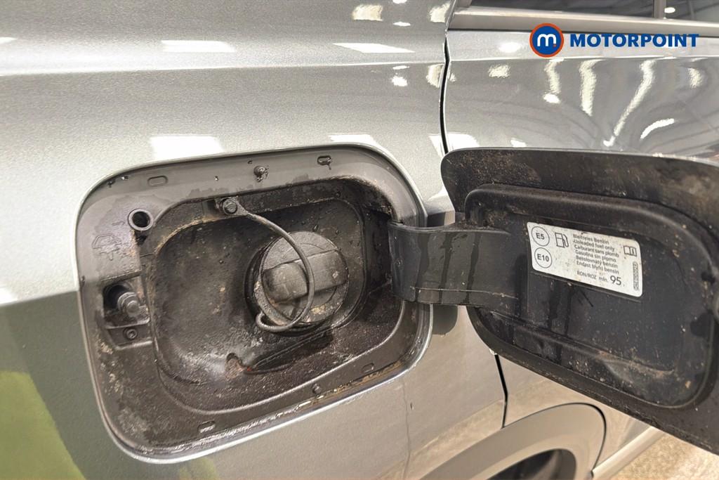 Volkswagen T-Roc Style Manual Petrol SUV - Stock Number (1651033) - 41st supplementary image