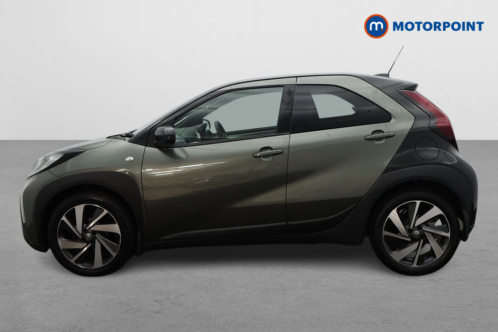 Toyota Aygo X Edge Manual Petrol Hatchback - Stock Number (1651230) - Passenger side