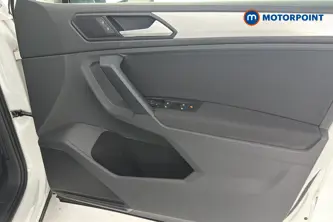 Volkswagen Tiguan Match Manual Petrol SUV - Stock Number (1651263) - 18th supplementary image