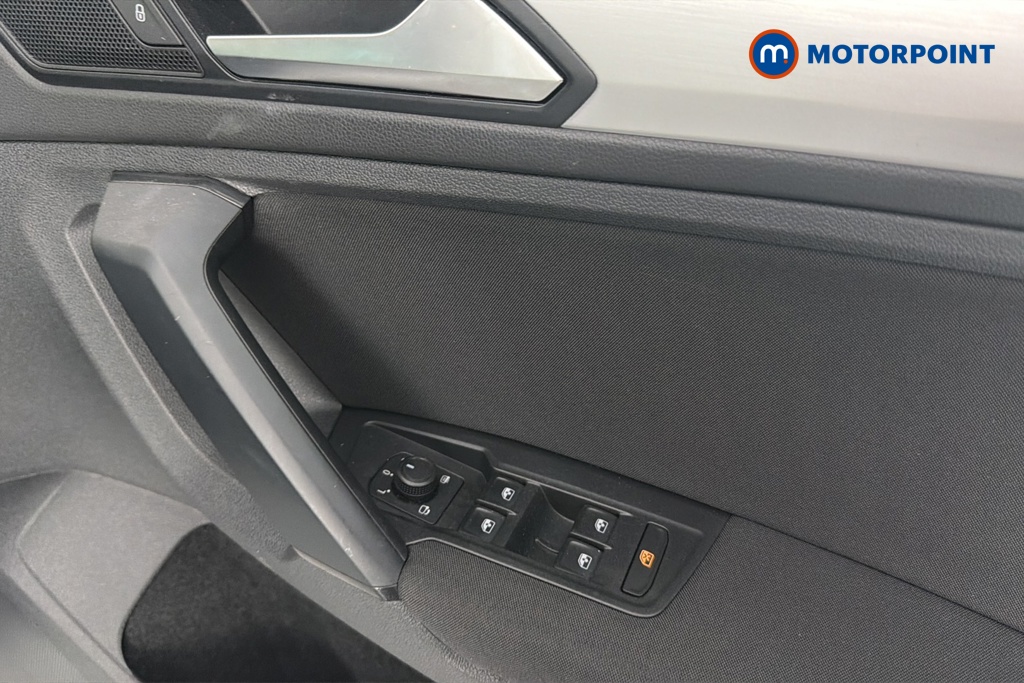 Volkswagen Tiguan Match Manual Petrol SUV - Stock Number (1651263) - 19th supplementary image