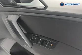 Volkswagen Tiguan Match Manual Petrol SUV - Stock Number (1651263) - 19th supplementary image