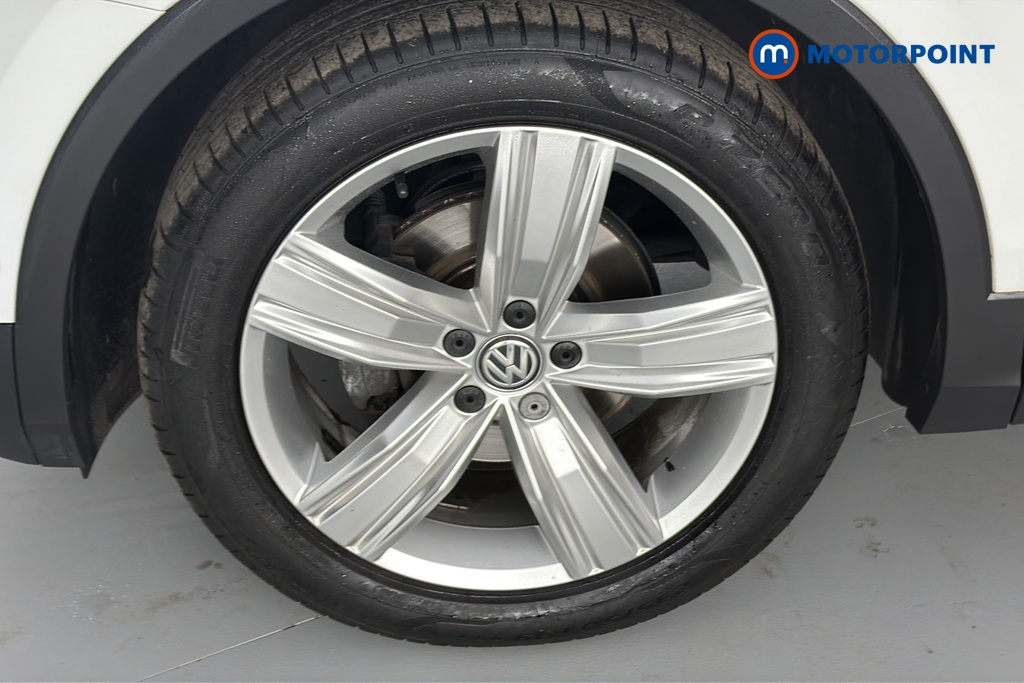 Volkswagen Tiguan Match Manual Petrol SUV - Stock Number (1651263) - 44th supplementary image