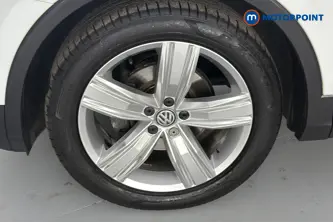 Volkswagen Tiguan Match Manual Petrol SUV - Stock Number (1651263) - 44th supplementary image
