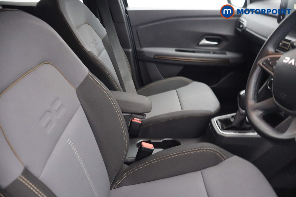 Dacia Jogger Extreme Automatic Petrol-Electric Hybrid People Carrier - Stock Number (1651758) - 13th supplementary image