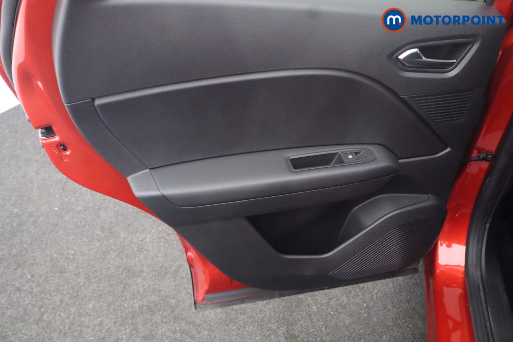 Renault Captur Evolution Manual Petrol SUV - Stock Number (1651806) - 23rd supplementary image