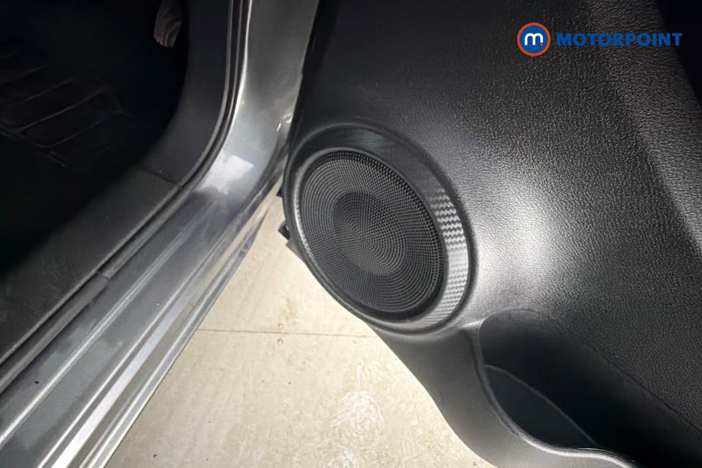 Nissan Juke N-Connecta Automatic Petrol-Electric Hybrid SUV - Stock Number (1652736) - 21st supplementary image