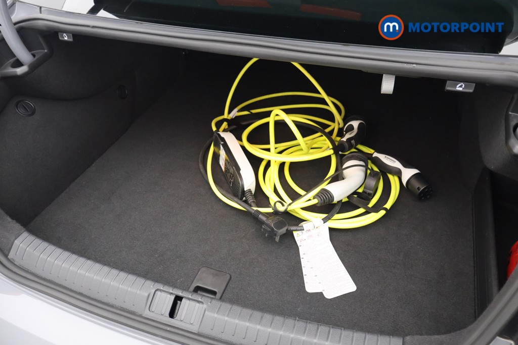 Volkswagen Passat GTE Automatic Petrol Plug-In Hybrid Saloon - Stock Number (1652786) - 19th supplementary image