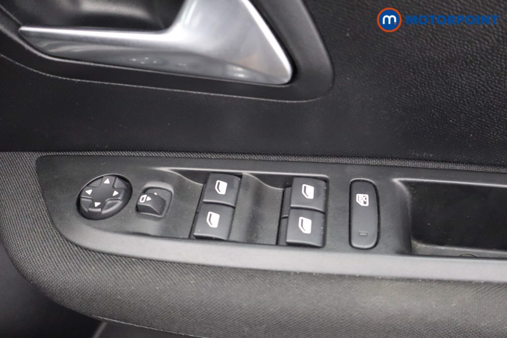 Peugeot 208 Active Premium -Plus Manual Petrol Hatchback - Stock Number (1652845) - 8th supplementary image
