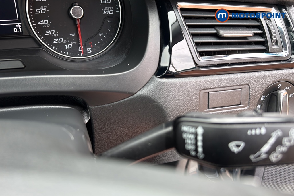 Seat Toledo Xcellence Manual Petrol Hatchback - Stock Number (1652923) - 6th supplementary image