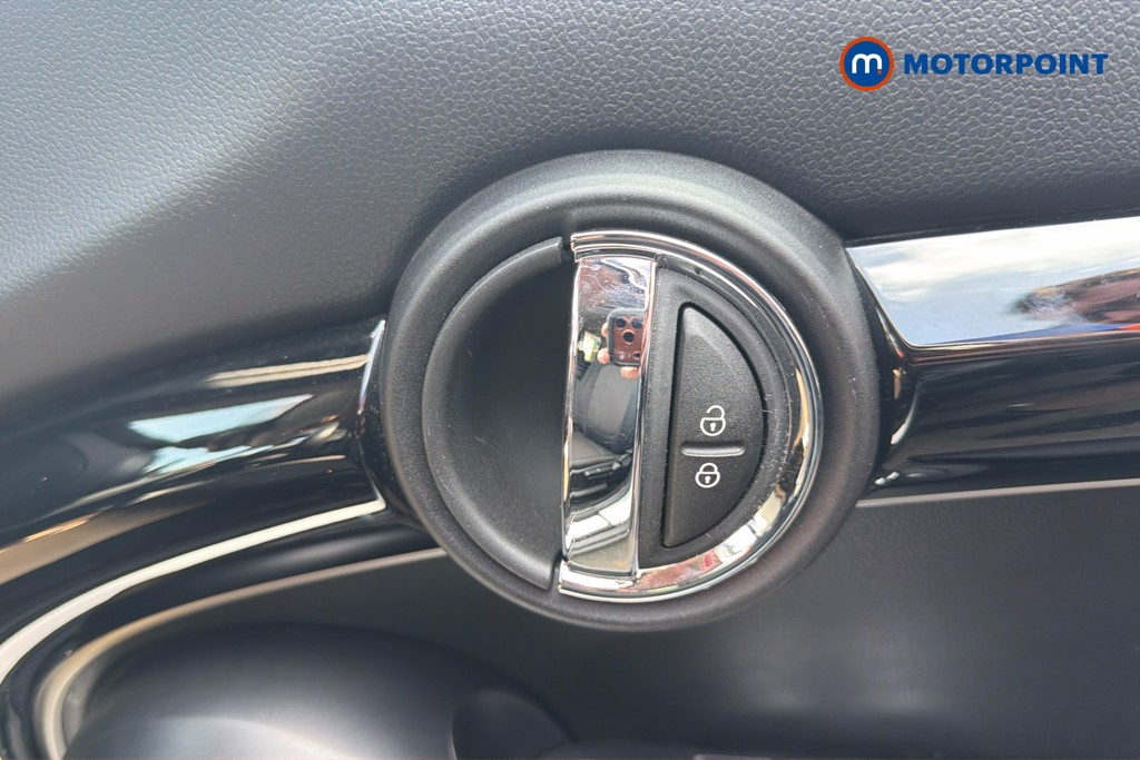 Mini Hatchback Cooper Classic Automatic Petrol Hatchback - Stock Number (1652993) - 42nd supplementary image