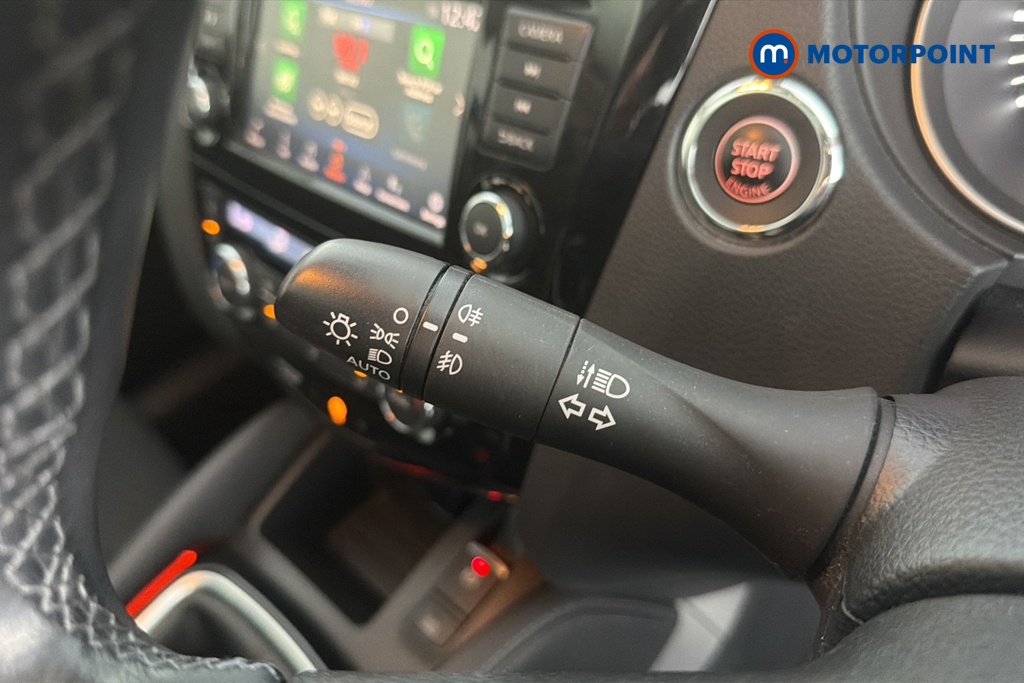 Nissan Qashqai N-Connecta Manual Petrol SUV - Stock Number (1653949) - 5th supplementary image