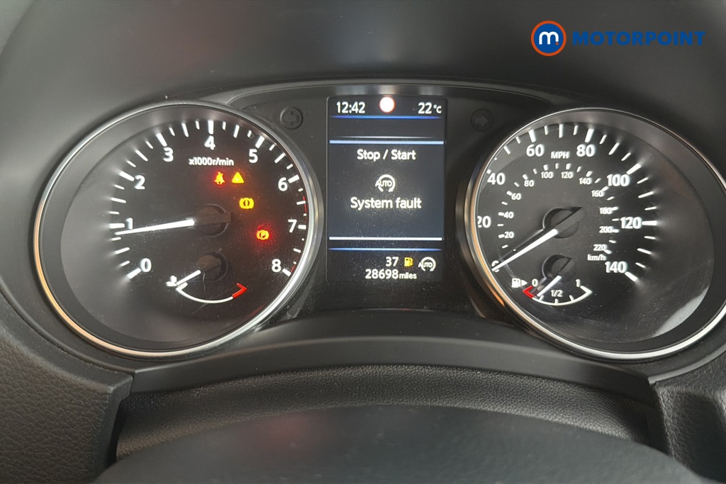 Nissan Qashqai N-Connecta Manual Petrol SUV - Stock Number (1653949) - 7th supplementary image