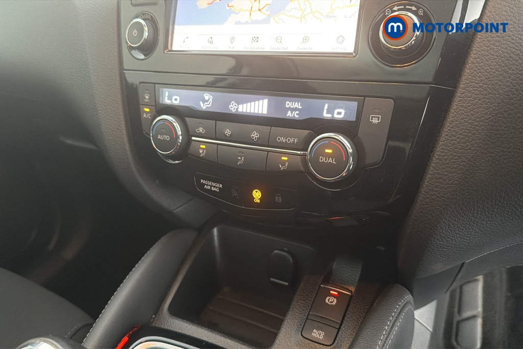 Nissan Qashqai N-Connecta Manual Petrol SUV - Stock Number (1653949) - 12th supplementary image