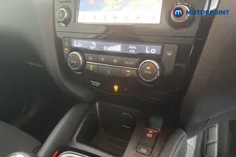 Nissan Qashqai N-Connecta Manual Petrol SUV - Stock Number (1653949) - 12th supplementary image