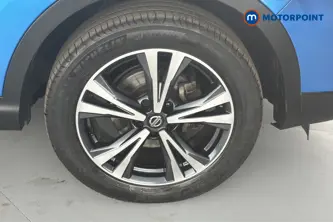Nissan Qashqai N-Connecta Manual Petrol SUV - Stock Number (1653949) - 47th supplementary image