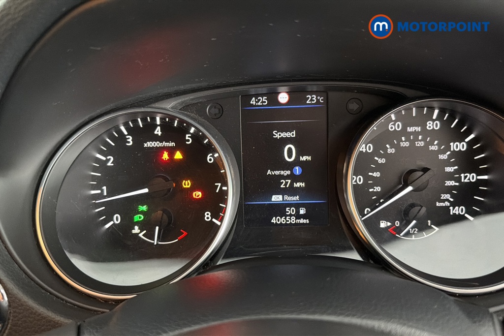 Nissan Qashqai N-Connecta Manual Petrol SUV - Stock Number (1653950) - 7th supplementary image