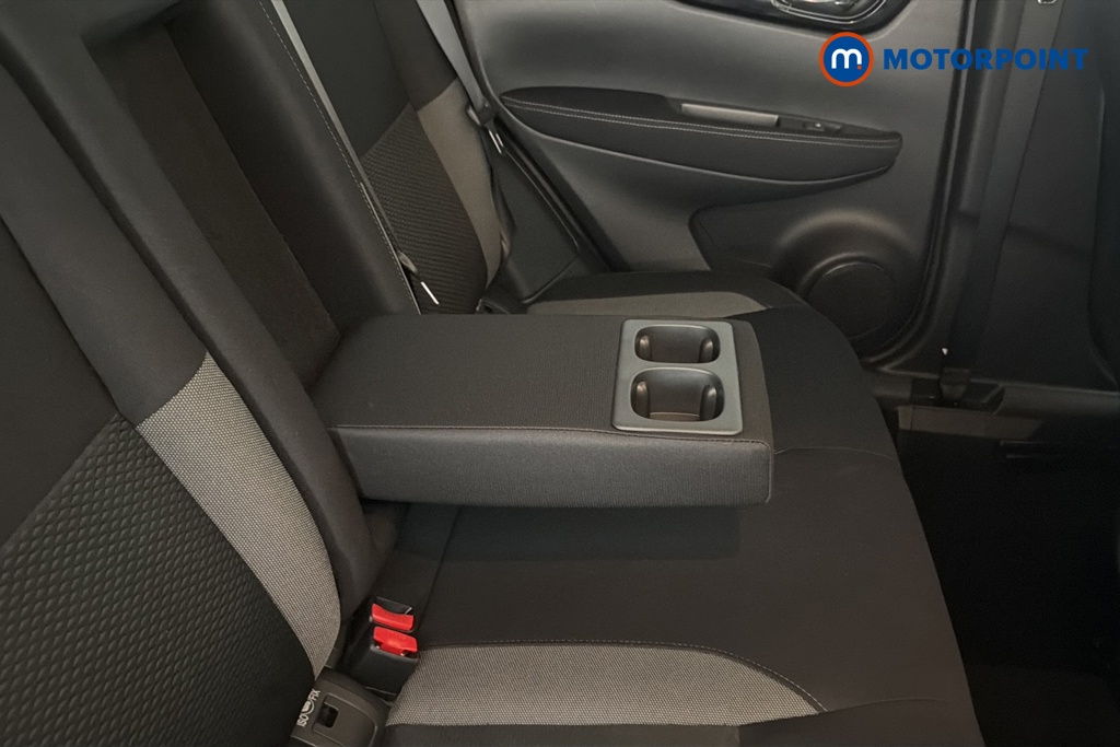 Nissan Qashqai N-Connecta Manual Petrol SUV - Stock Number (1653950) - 26th supplementary image