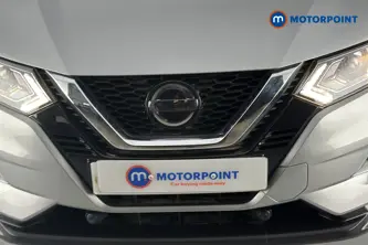 Nissan Qashqai N-Connecta Manual Petrol SUV - Stock Number (1653950) - 43rd supplementary image