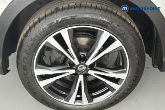 Nissan Qashqai N-Connecta Manual Petrol SUV - Stock Number (1653950) - 44th supplementary image