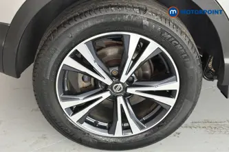Nissan Qashqai N-Connecta Manual Petrol SUV - Stock Number (1653950) - 46th supplementary image