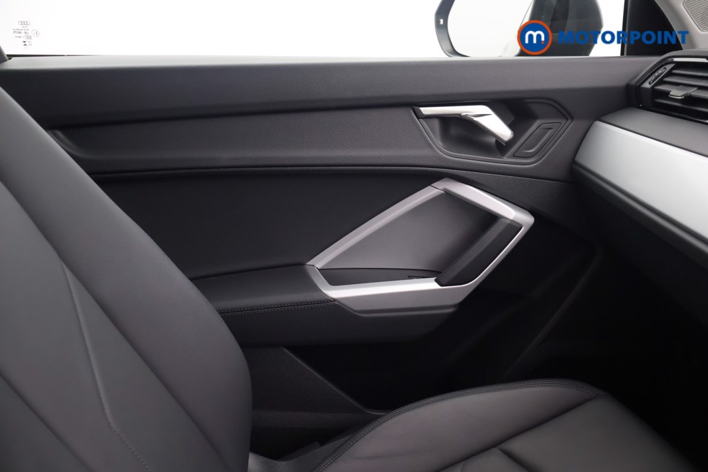 Audi Q3 Technik Automatic Petrol Plug-In Hybrid SUV - Stock Number (1654057) - 11th supplementary image