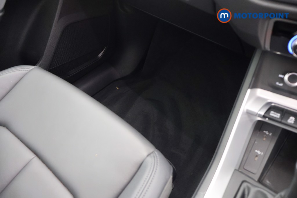 Audi Q3 Technik Automatic Petrol Plug-In Hybrid SUV - Stock Number (1654057) - 12th supplementary image
