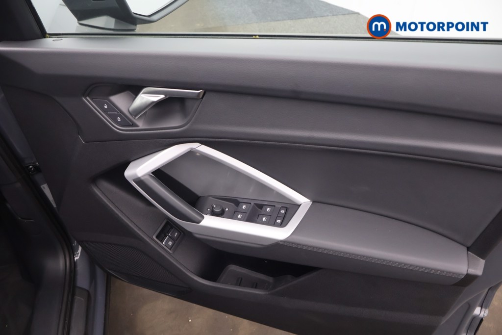 Audi Q3 Technik Automatic Petrol Plug-In Hybrid SUV - Stock Number (1654057) - 14th supplementary image