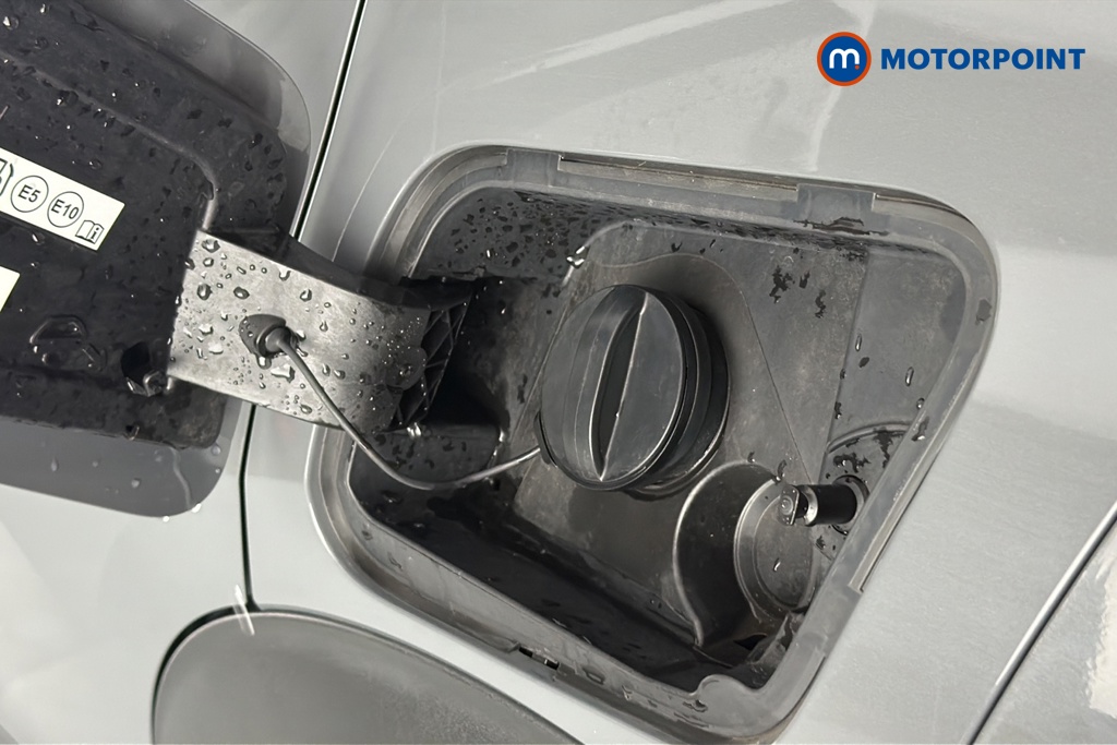 Peugeot 2008 GT Automatic Petrol SUV - Stock Number (1654630) - 41st supplementary image