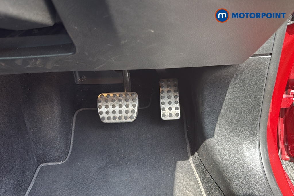 Mercedes-Benz A Class Amg Line Automatic Petrol Hatchback - Stock Number (1654648) - 24th supplementary image