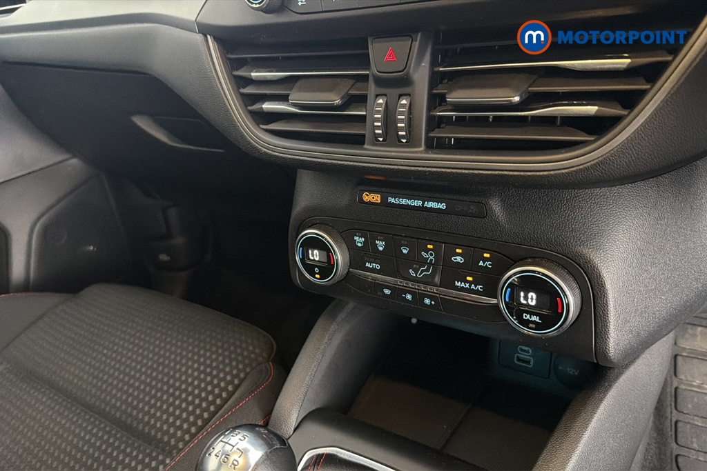 Ford Focus St-Line Style Manual Petrol Hatchback - Stock Number (1654838) - 12th supplementary image