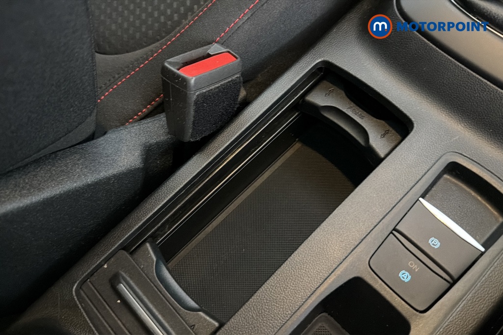 Ford Focus St-Line Style Manual Petrol Hatchback - Stock Number (1654838) - 16th supplementary image