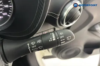 Nissan Juke Tekna Automatic Petrol-Electric Hybrid SUV - Stock Number (1654839) - 6th supplementary image