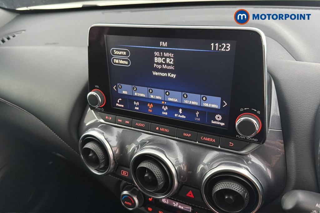 Nissan Juke Tekna Automatic Petrol-Electric Hybrid SUV - Stock Number (1654839) - 8th supplementary image