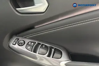Nissan Juke Tekna Automatic Petrol-Electric Hybrid SUV - Stock Number (1654839) - 19th supplementary image