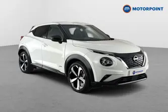 Nissan Juke Tekna Automatic Petrol-Electric Hybrid SUV - Stock Number (1654839) - Drivers side front corner
