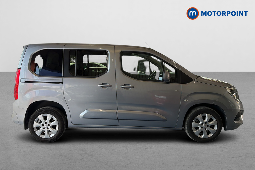 Vauxhall Combo Life SE Manual Diesel People Carrier - Stock Number (1654961) - Passenger side