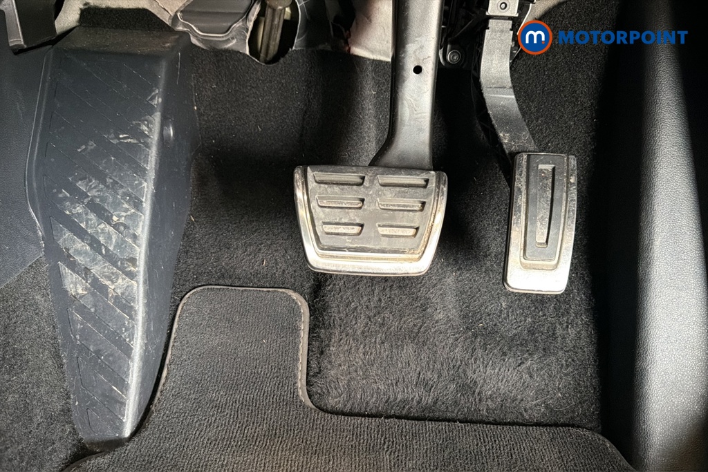 Volkswagen T-Roc R-Line Automatic Diesel SUV - Stock Number (1655022) - 24th supplementary image