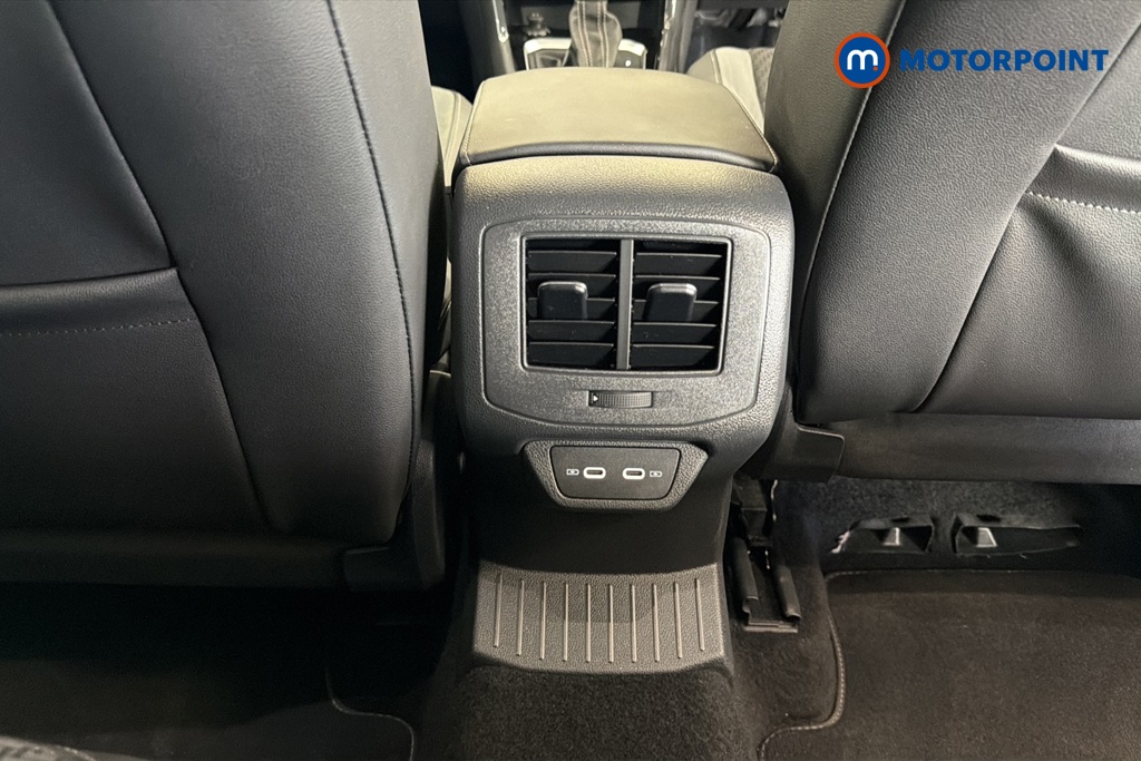 Volkswagen T-Roc R-Line Automatic Diesel SUV - Stock Number (1655022) - 28th supplementary image