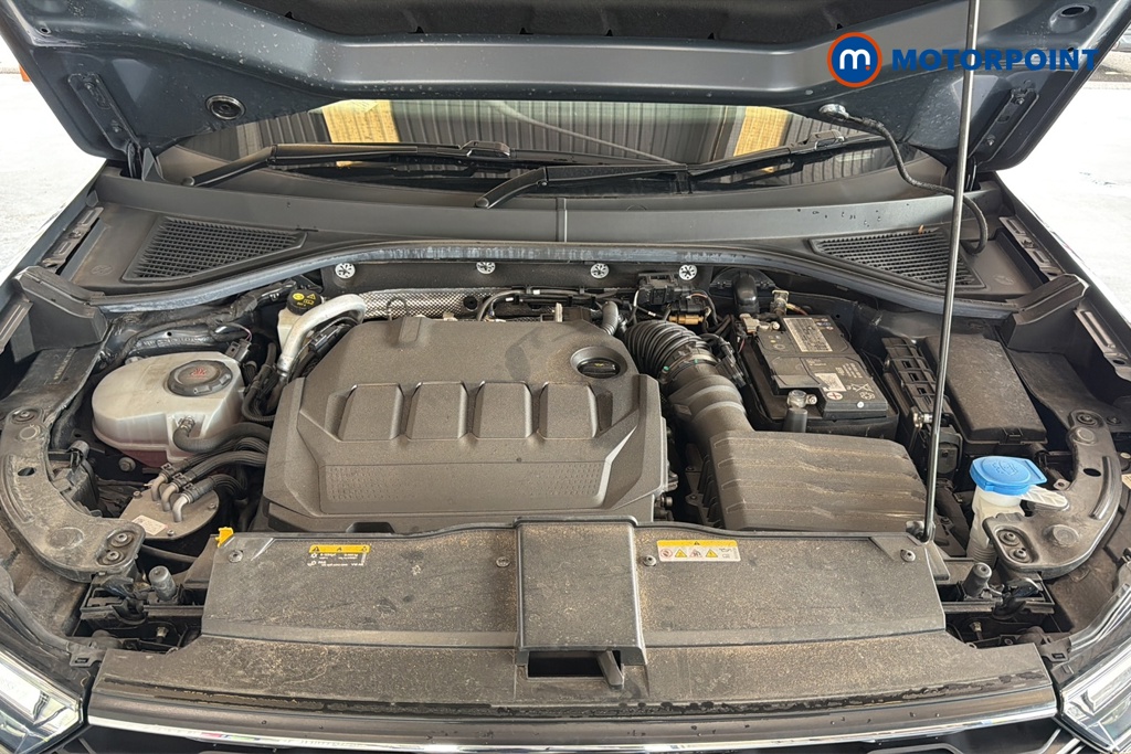 Volkswagen T-Roc R-Line Automatic Diesel SUV - Stock Number (1655022) - 48th supplementary image
